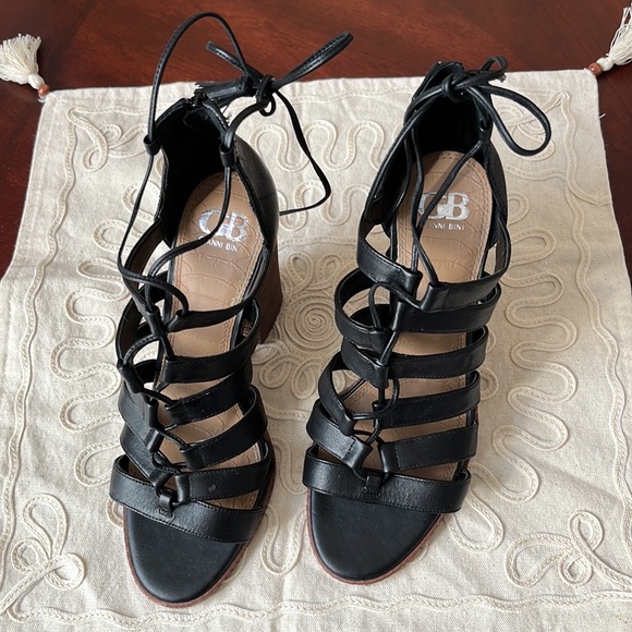 Gianni Bini Lace Up Heels. #20. - Picture 2 of 8